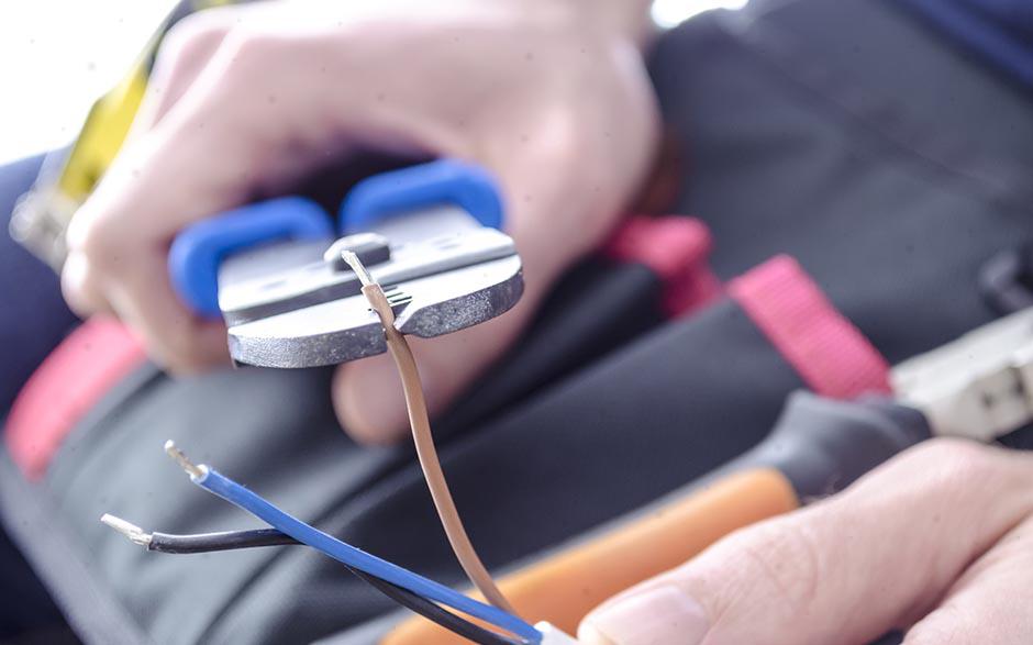 recherche électricien bâtiment Arpajon